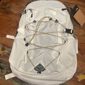 NWT North Face Borealis Backpack-Gardenia White